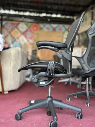 Herman miller aeron