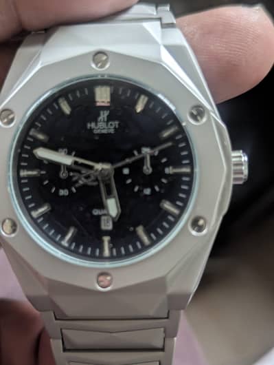 hublot date watch