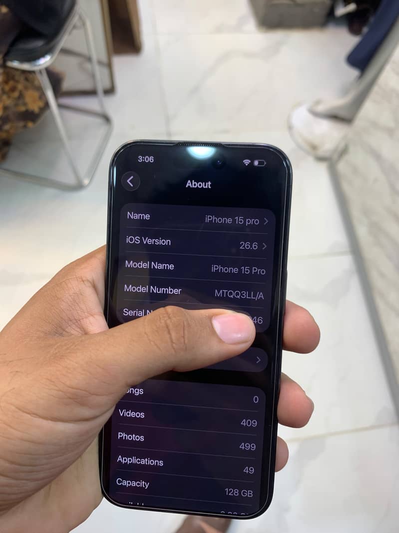 Apple iPhone 15 Pro 1