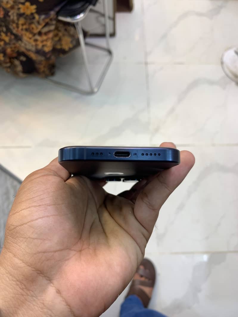 Apple iPhone 15 Pro 5