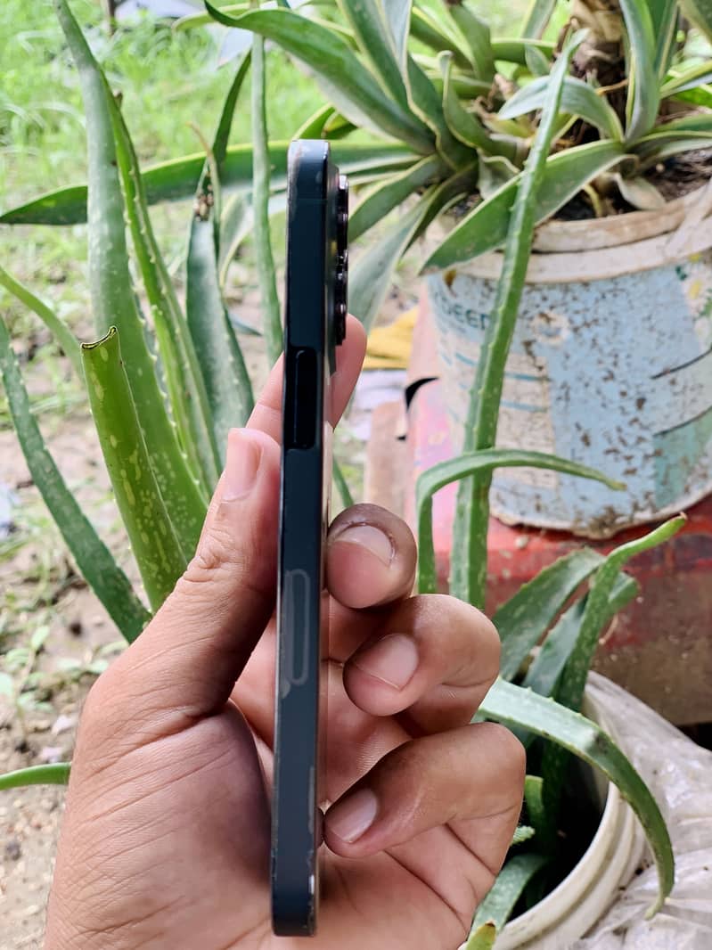 Apple iPhone 13 Pro 5