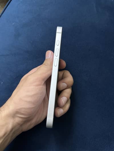Apple iPhone 16e Non PTA
