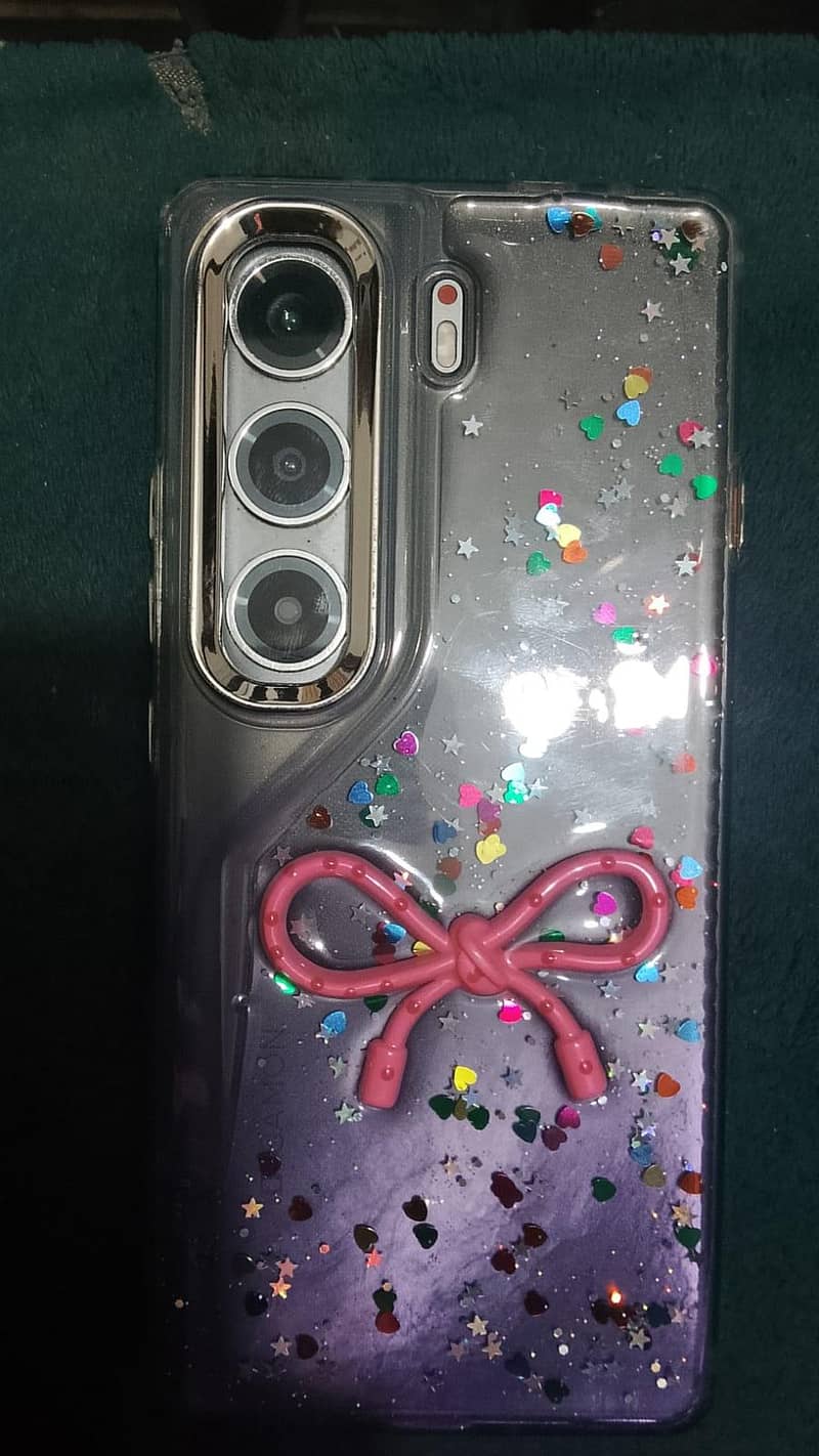 Tecno CAMON 40 Pro 4