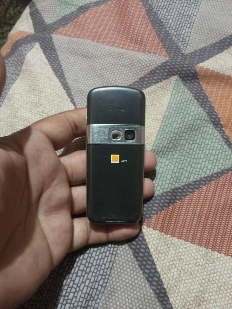 Nokia 6070 1