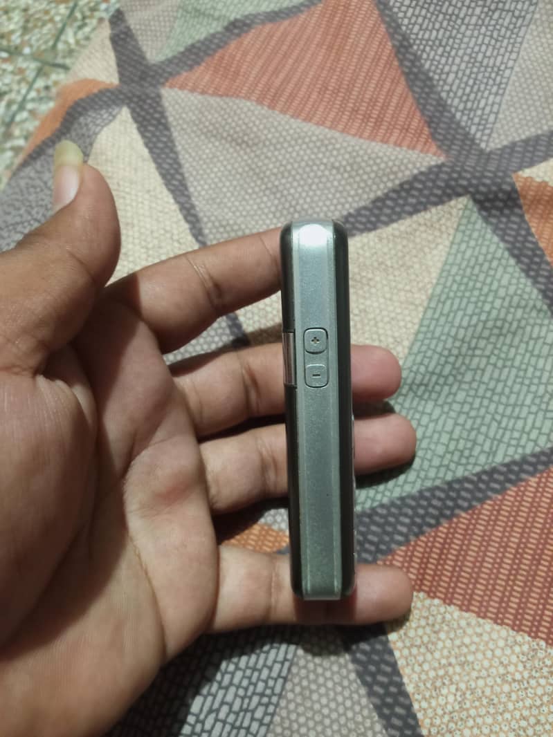 Nokia 6070 2