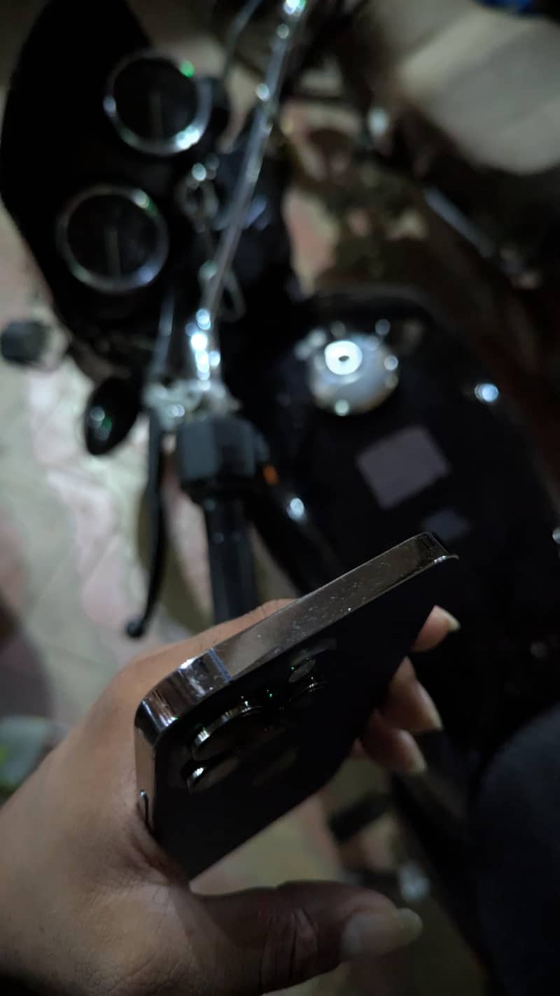 Apple iPhone 14 Pro Max 2