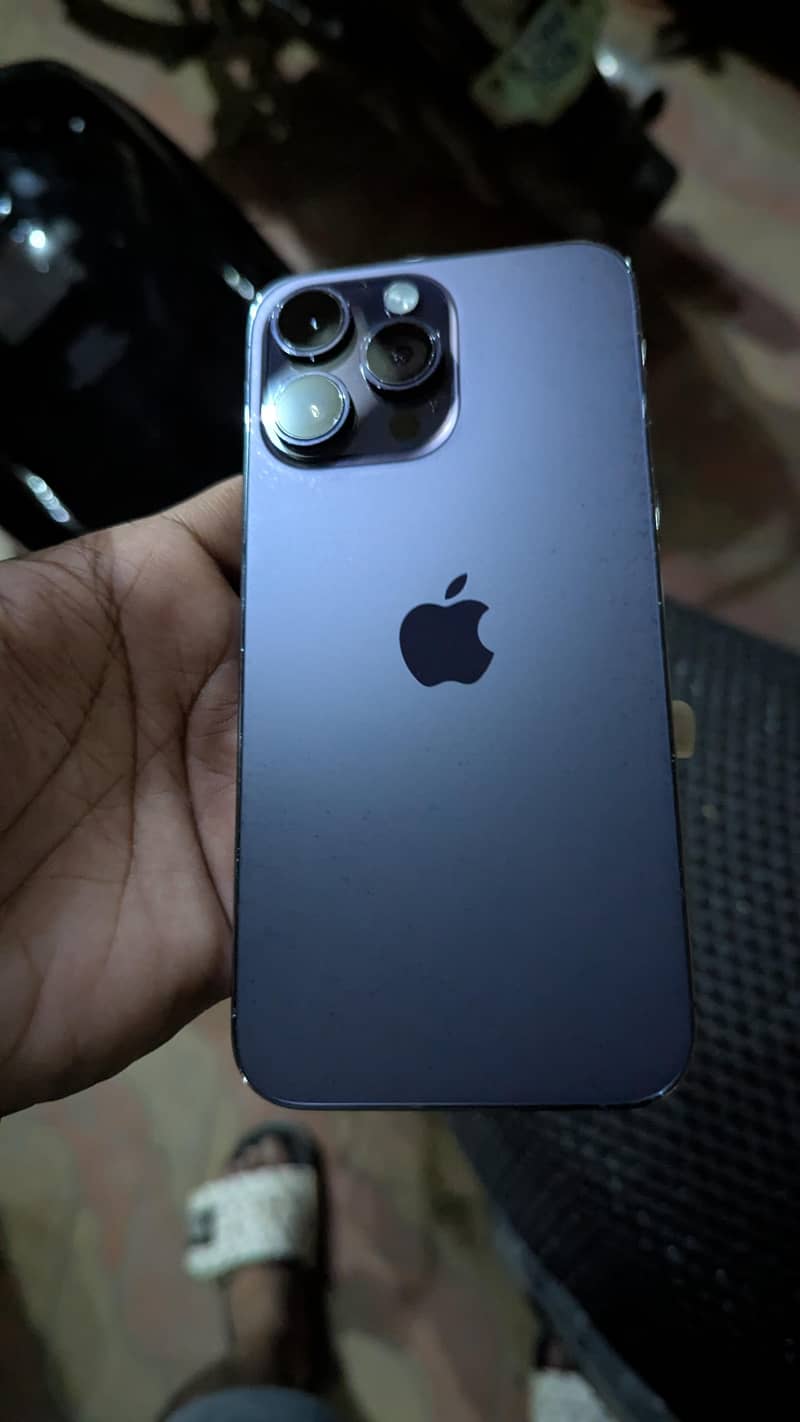 Apple iPhone 14 Pro Max 6