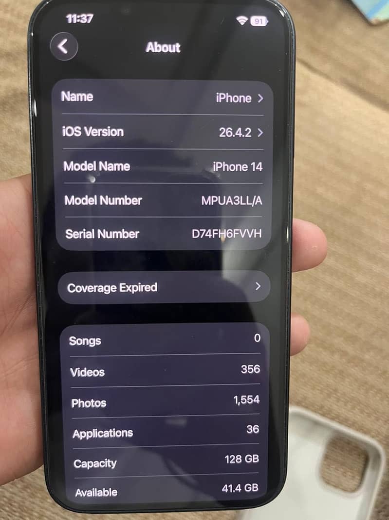 Apple iPhone 14 13