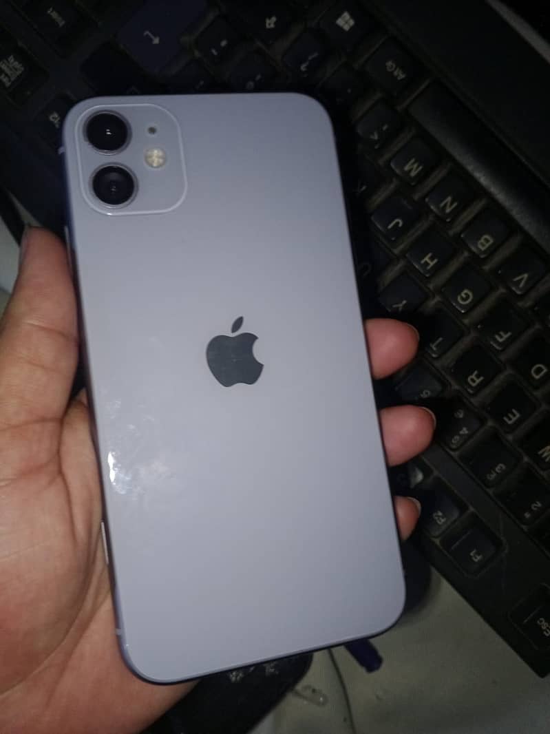 Apple iPhone 11 0