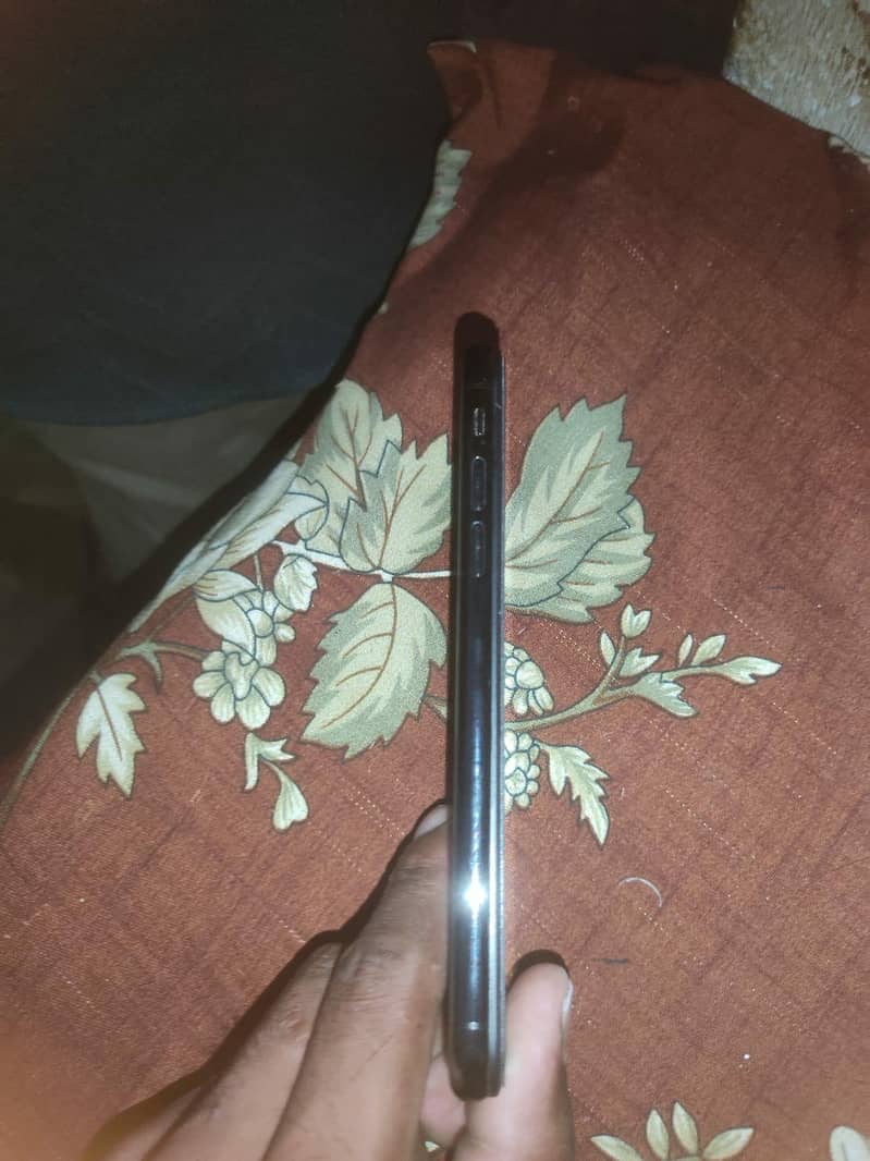 Apple iPhone X 1