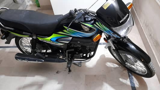 Honda Pridor Black clor in gOood Cndtn.