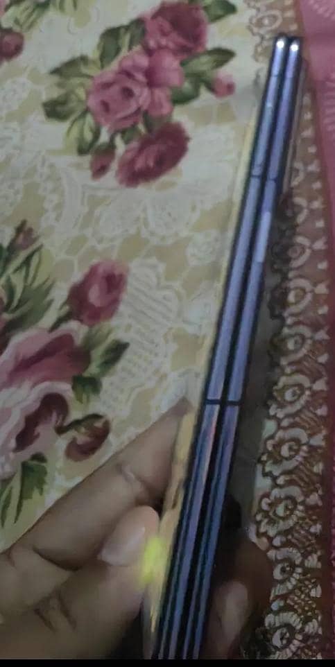 Honor Magic V2 7