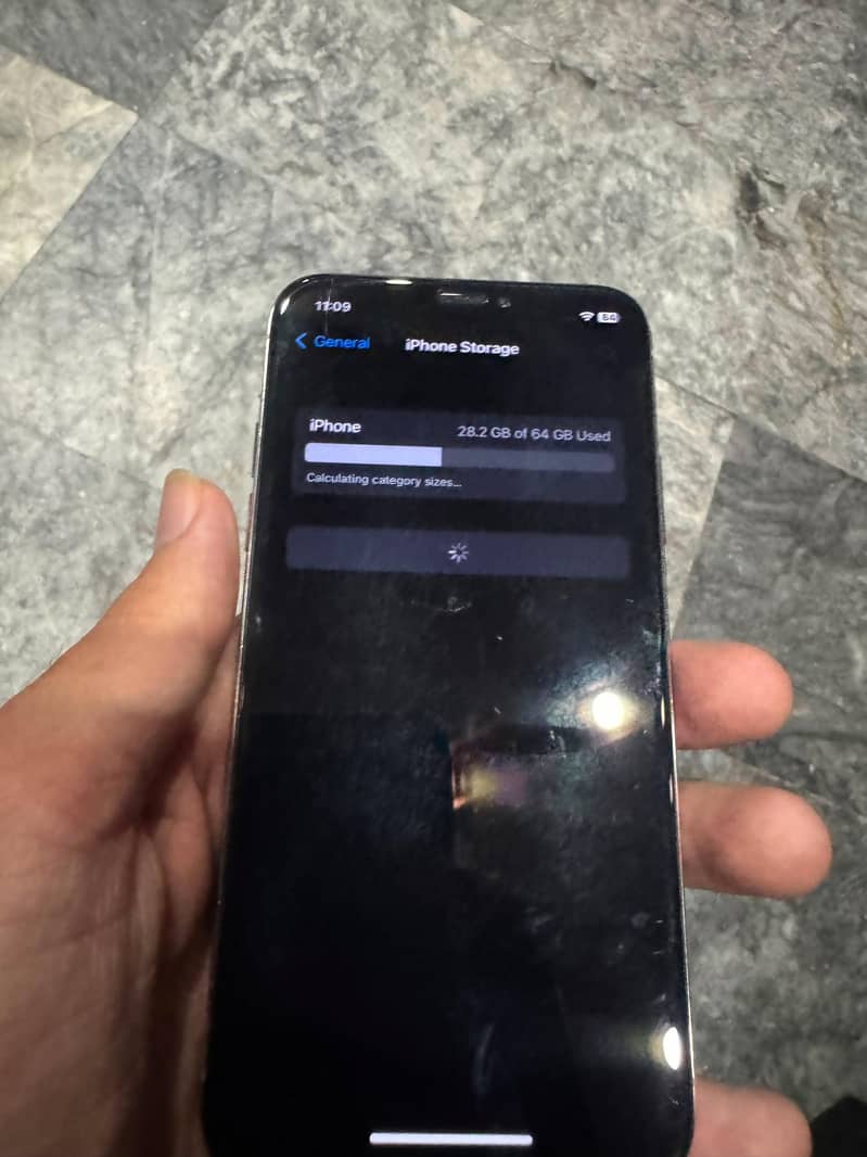 Apple iPhone X 3