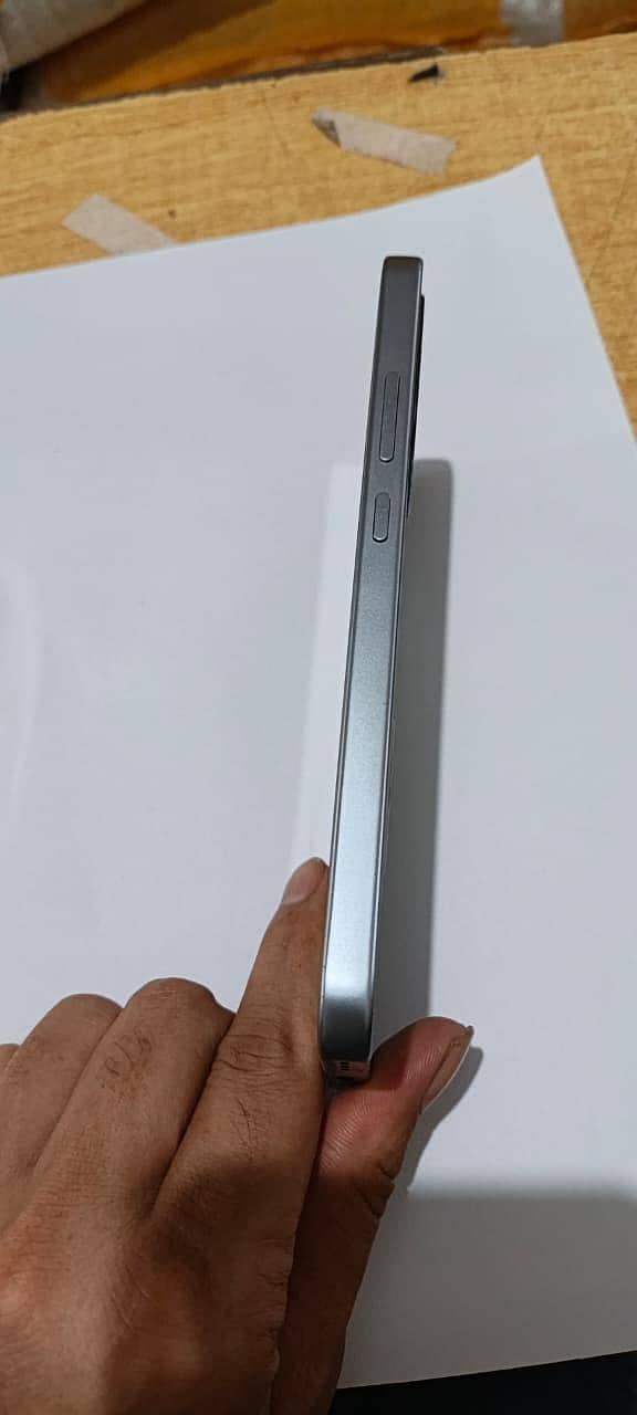 OPPO A6 pro 6
