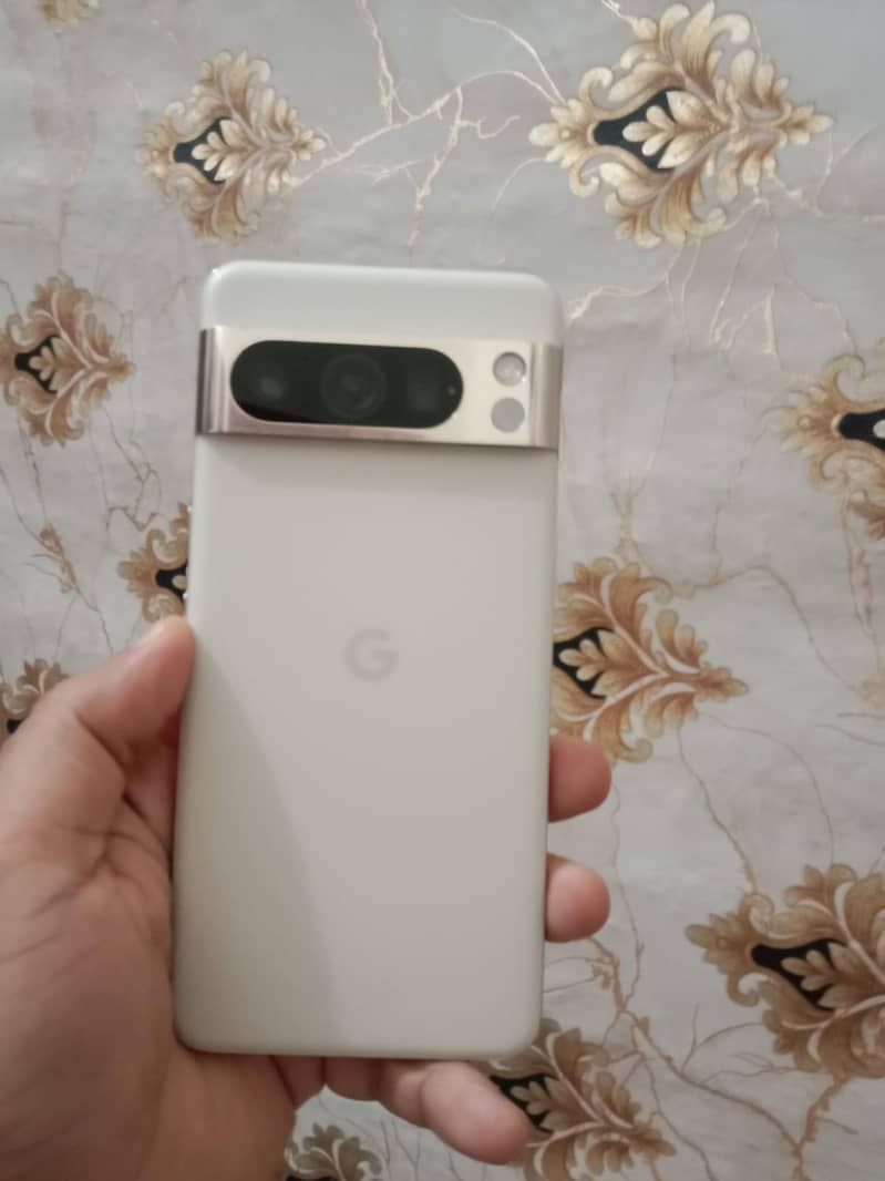 Google Pixel 8 Pro 0