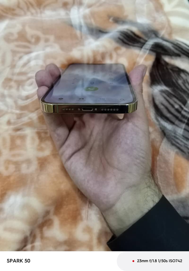 Apple iPhone 13 Pro Max 5