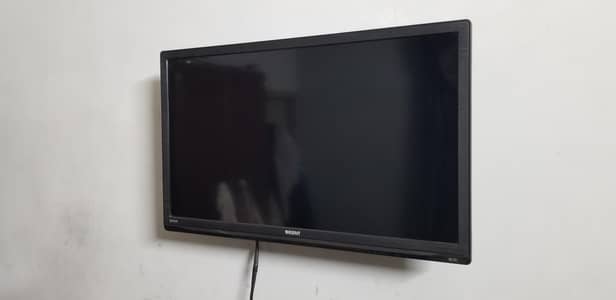 32" Led TV Orient genuine