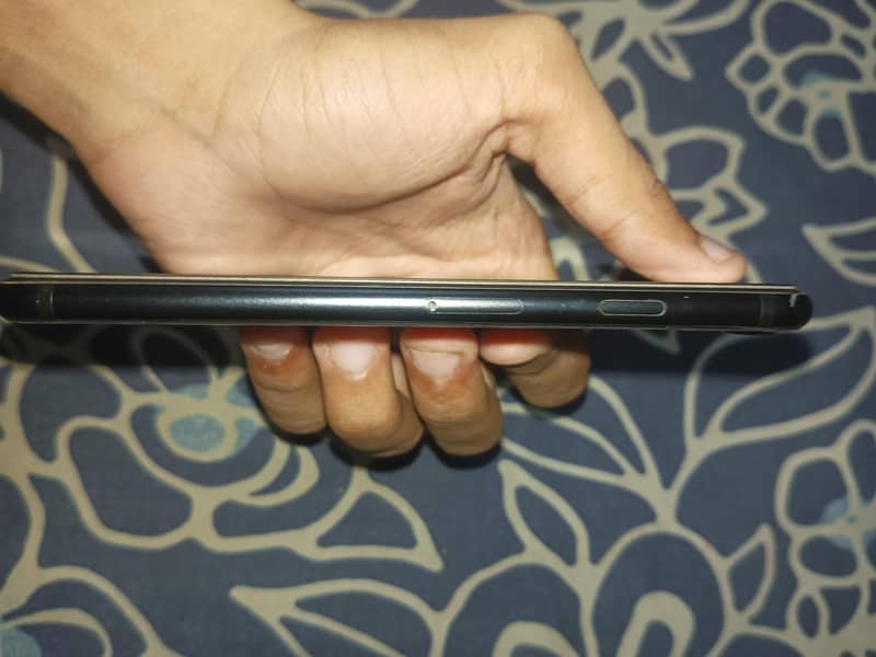 Apple iPhone SE 3