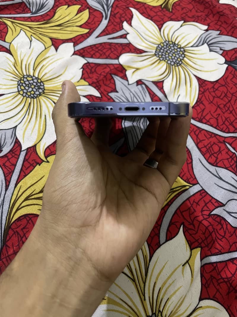 Apple iPhone 13 Pro 1