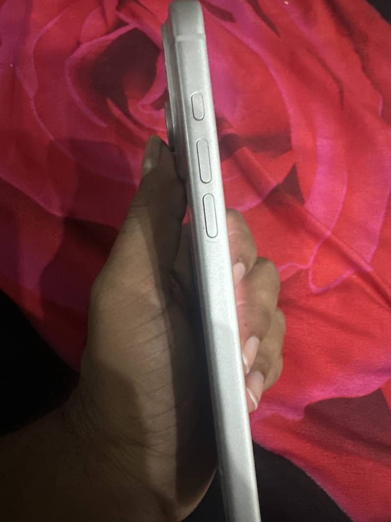 Apple iPhone 17 Pro Max 2