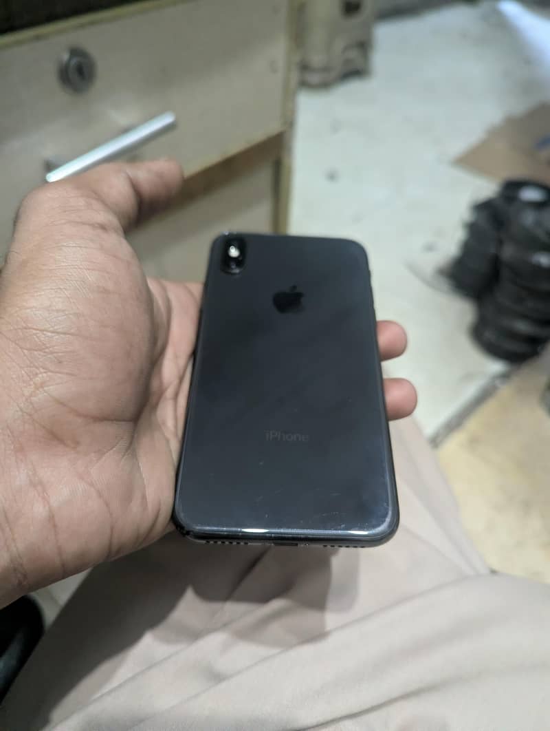 Apple iPhone X 0