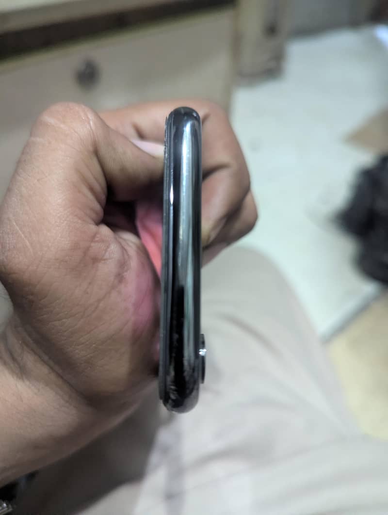 Apple iPhone X 6