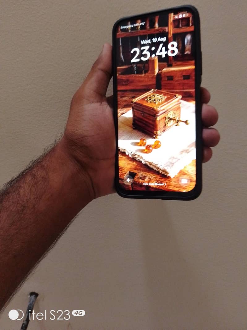 OPPO A6 1