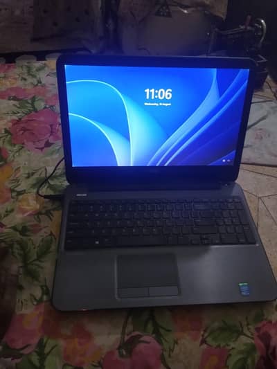 Dell Geniune laptop Good working condition selling cheap price