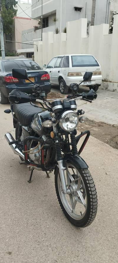 Suzuki GS 150 SE 2021