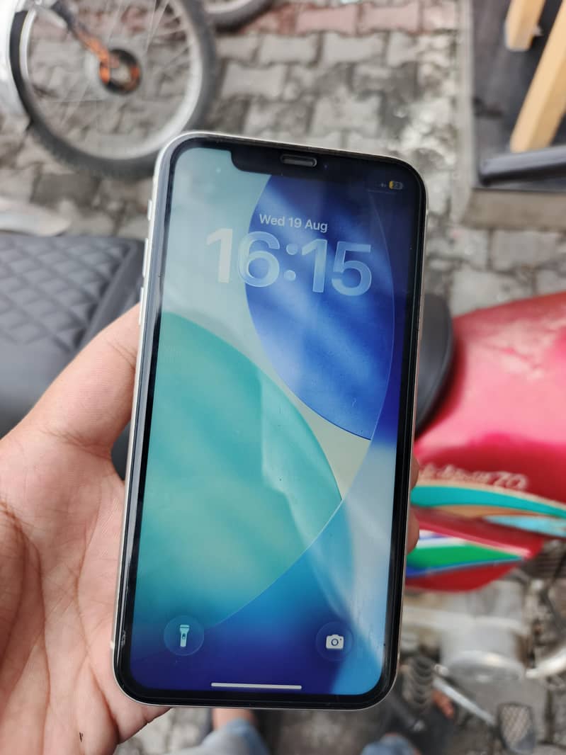 Apple iPhone 11 6