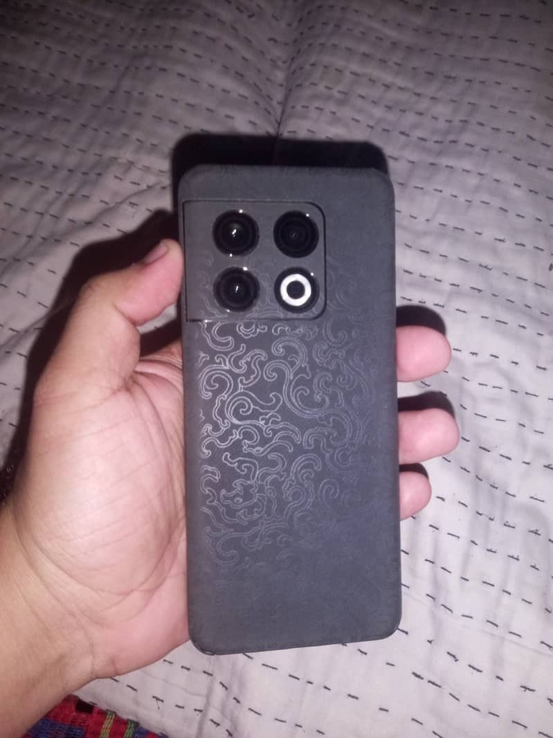 One Plus 10 Pro 0