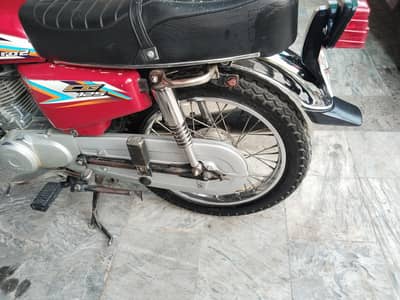 135000