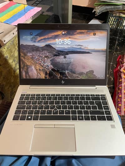 Hp Elitebook 840 G5 / Core i5 8 Gen