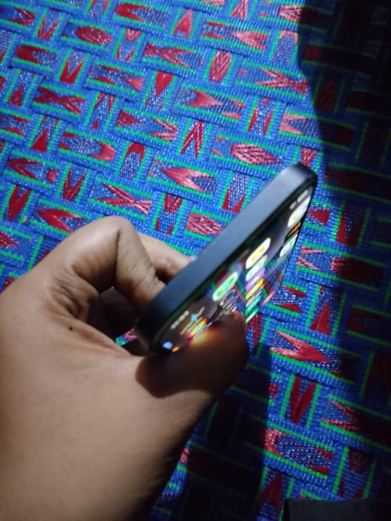 Apple iPhone 12 2