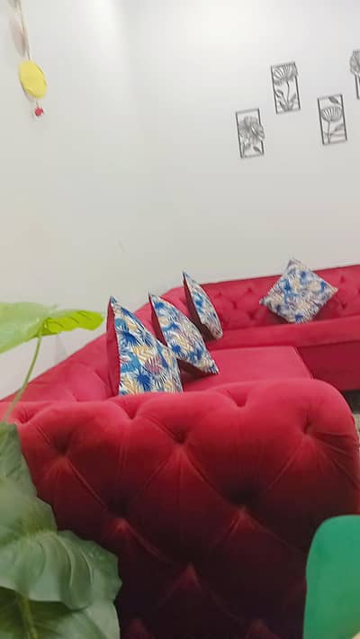  beautiful mehron Lshap  sofa