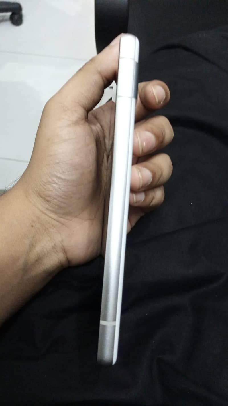 Google Pixel 7a 3