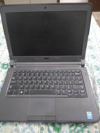 Cor i 3 laptop 4th Generation