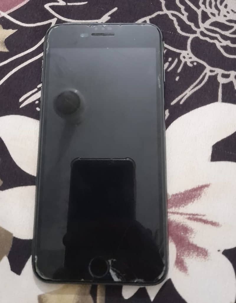 Apple iPhone 8 Plus 2