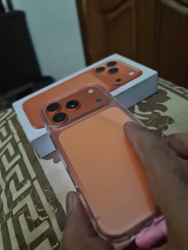 Apple iPhone 17 Pro 0