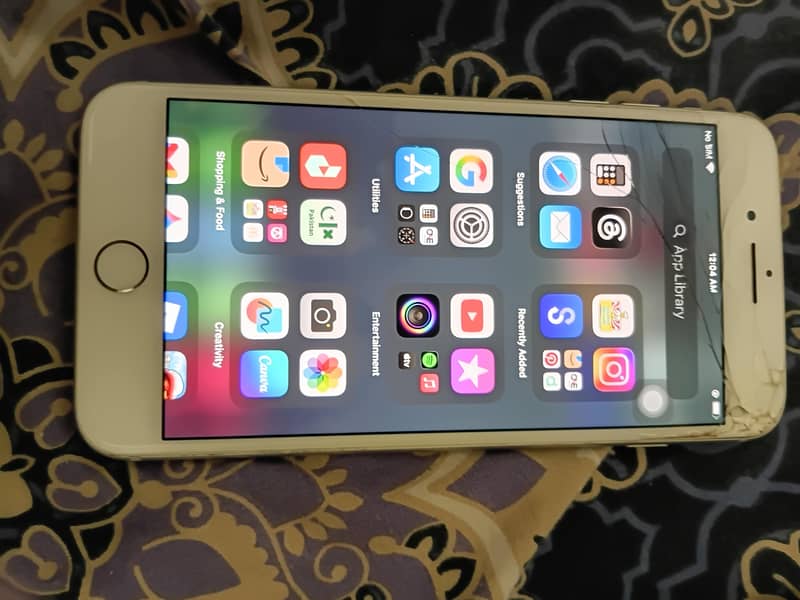 Apple iPhone 8 Plus 0