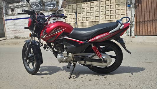 Well maintained excellent condition moving abroad sale urgent.