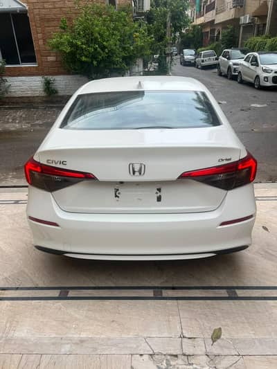 Honda Civic Oriel 2025
