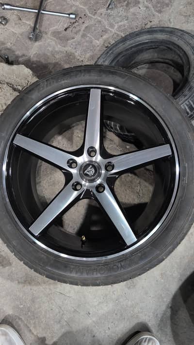Civic Tire and Rims 215/50 R17 95V