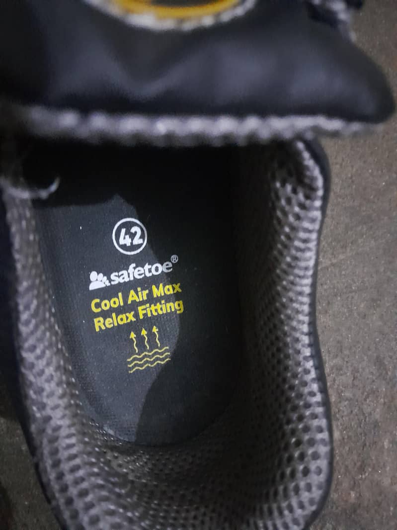 safty shoes 0