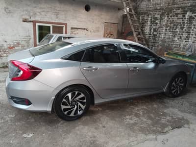 Honda Civic Oriel 2018