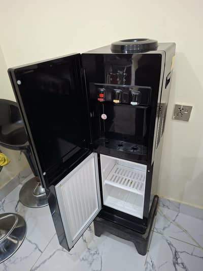 Haier Water Dispenser in excellent condition