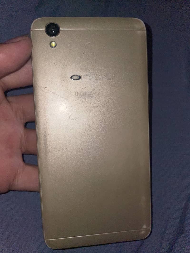 OPPO A37 8