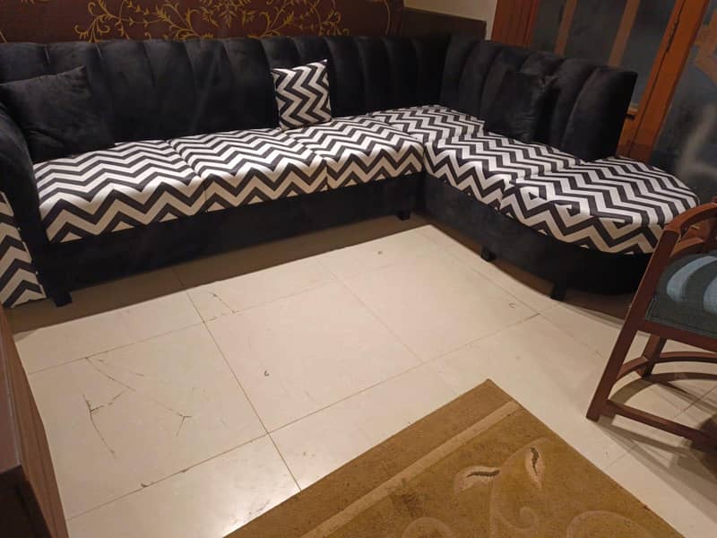 L Shaped Sofa 2