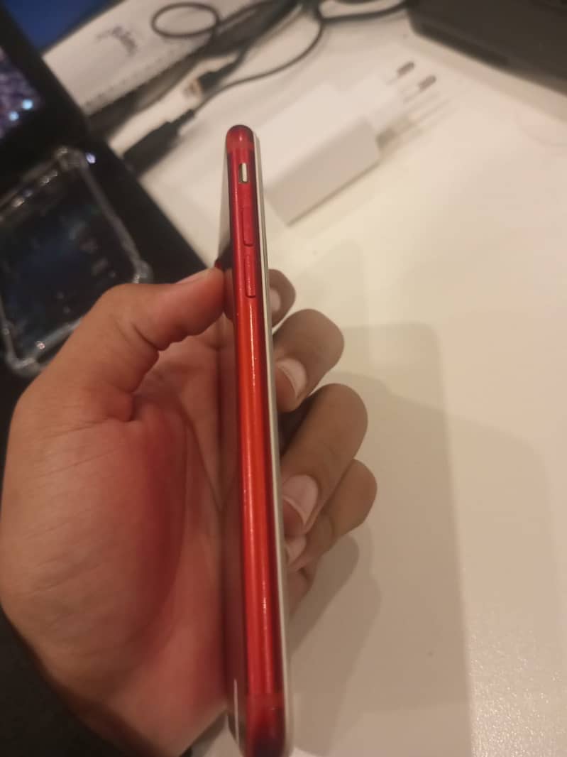 Apple iPhone 7 4