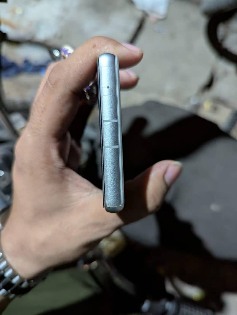 Google Pixel 7a 1